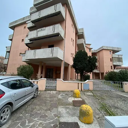 In Diverse Vie A Per Il Check In Agenzia Viale Francesco Petrarca 391 Ra * Lido Adriano